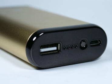 Solmeta  mobiler externer USB Akku Ladegerät 6 600mAh